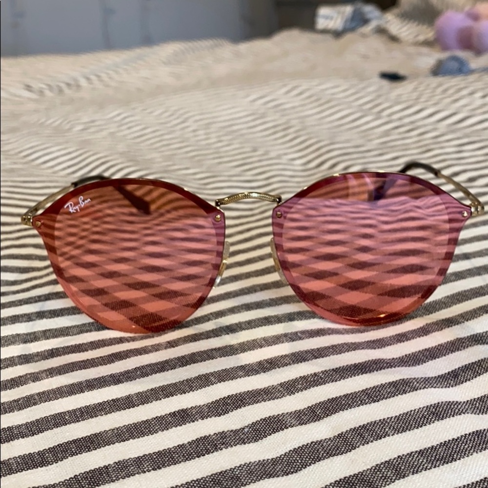 Raybans style Blaze Round in Gold pink mirror